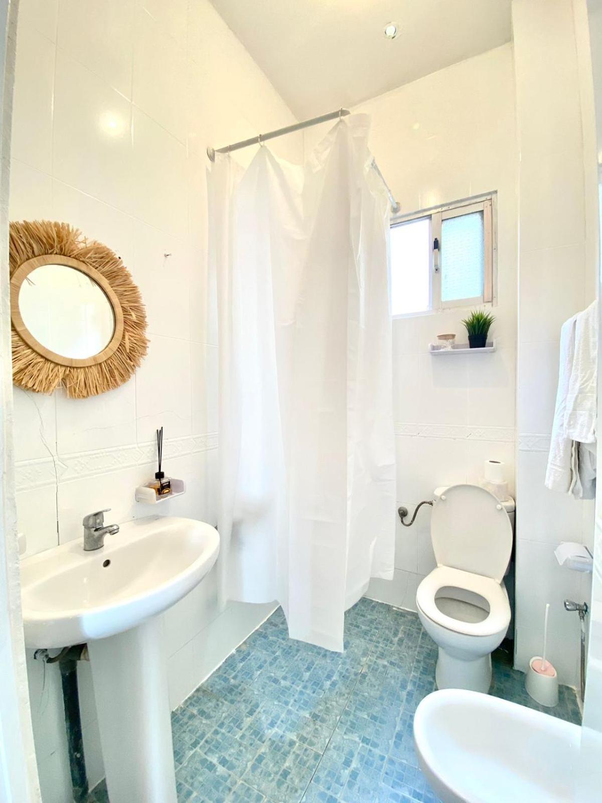 Cozy Apartment Central Medina Tetouan 15 Min Airport Sania Ramel ภายนอก รูปภาพ